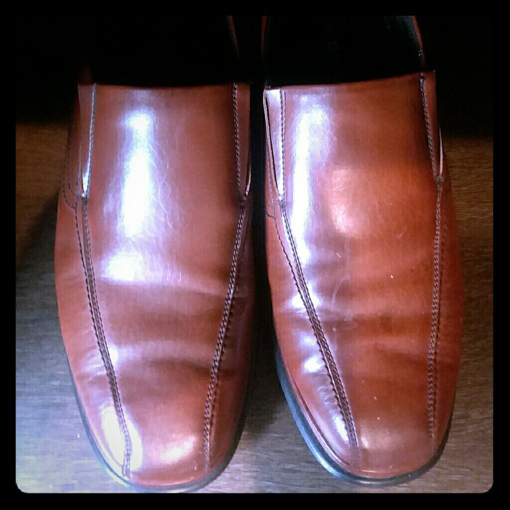 Mens dress shoes